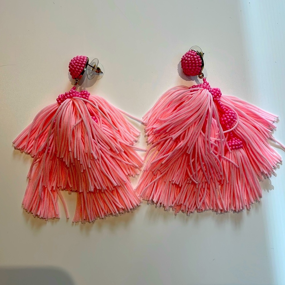 Fun pink earrings!